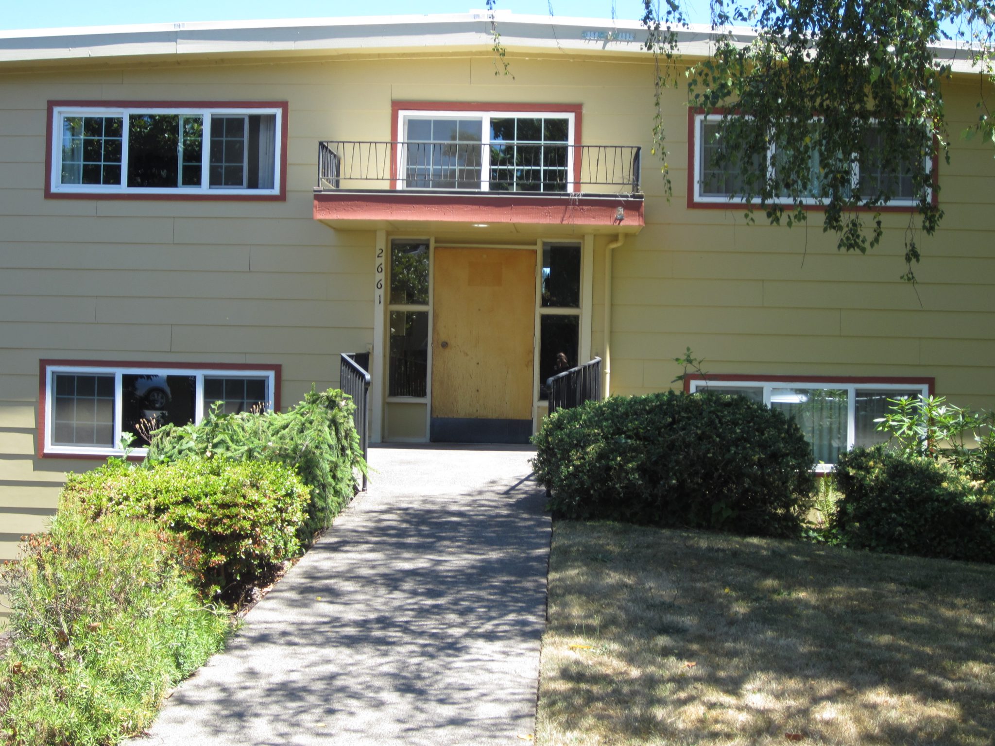 College Hill Apartments Bright Apartments