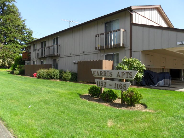 Harris Apartments Bright Apartments