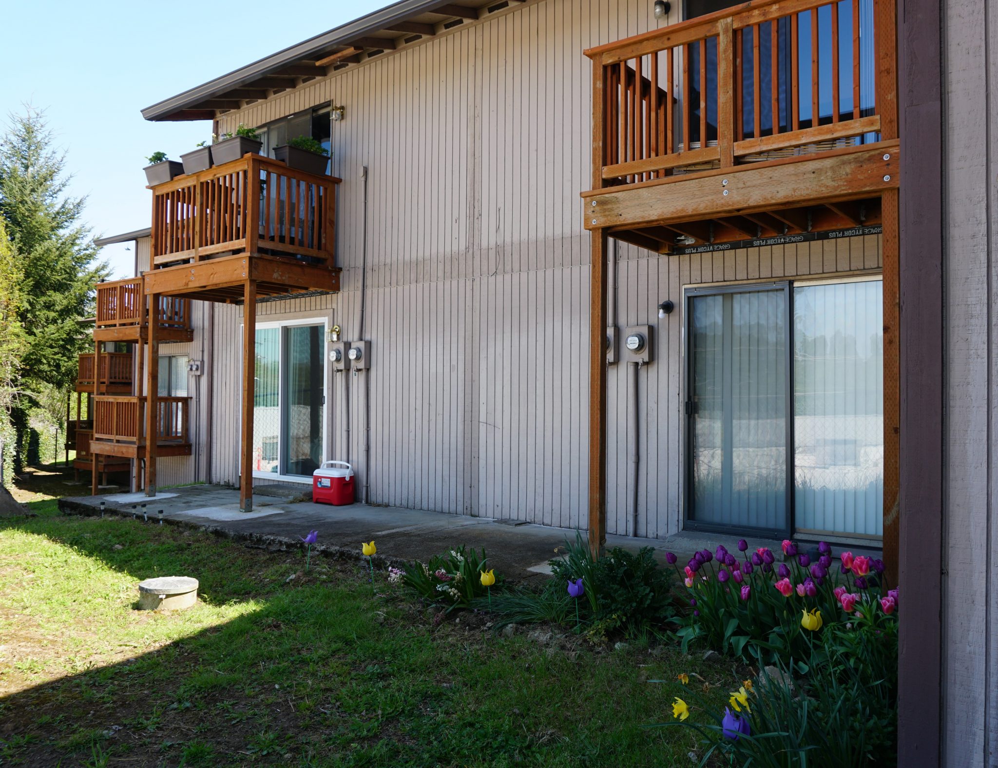 Ridgecrest Apartments Bright Apartments